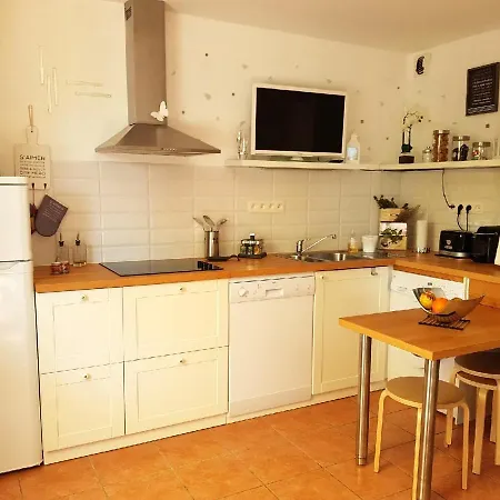 Appartement Cosy A Roquebrune-Sur-Argens Avec Piscine - 34 M²